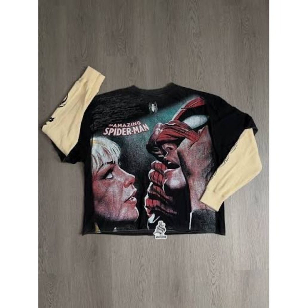 Civil regime Marvel Spiderman "Kiss Me " Twofer Long Sleeve  size S OS